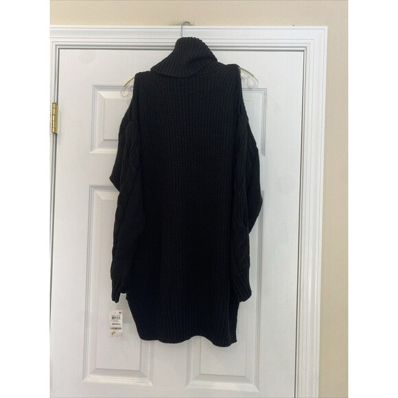 INC International Concepts NWT Women’s Cold Shoulder Turtleneck Sweater Size S - Picture 6 of 10